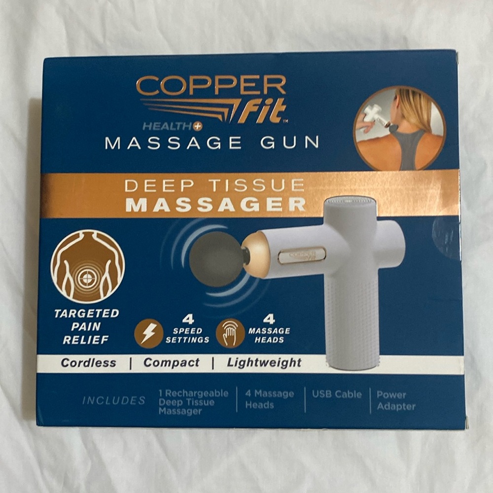 NWT COPPER FIT HEALTH PLUS DEEP TISSUE MASSAGER GUN. WHITE/GOLD